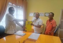 H Jani Orang Pertama Mengambil Formulir Pendaftaran Ketua Golkar HSU