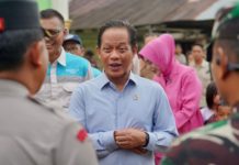 Menteri LH Temui Korban Banjir Bandang di Balangan