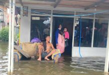 Wali Kota Banjarmasin Tinjau Warga Sungai Lulut yang Tergenang Banjir